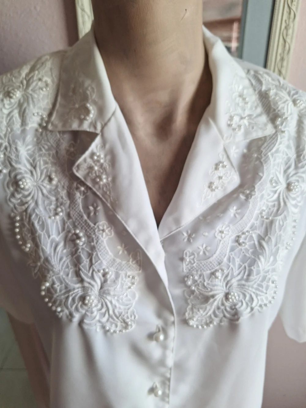 christie & jill white short